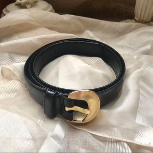 Vintage Black Belt 🍂